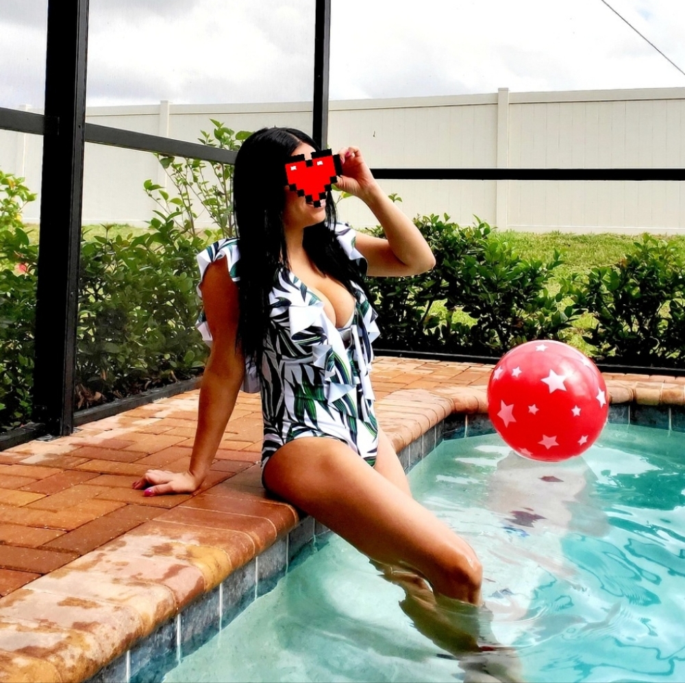 Swim palm print